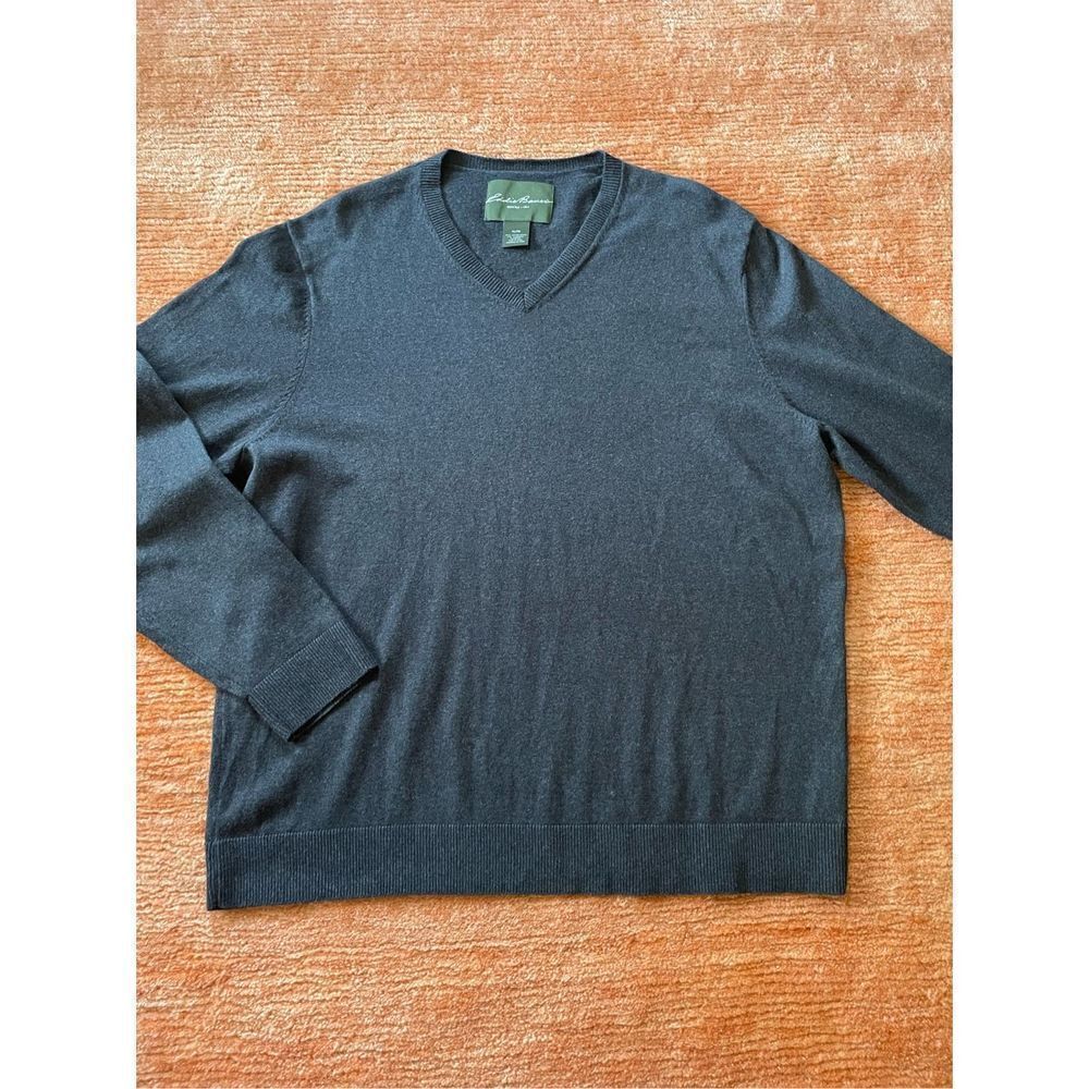 Eddie Bauer cashmere and cotton V neck sweater